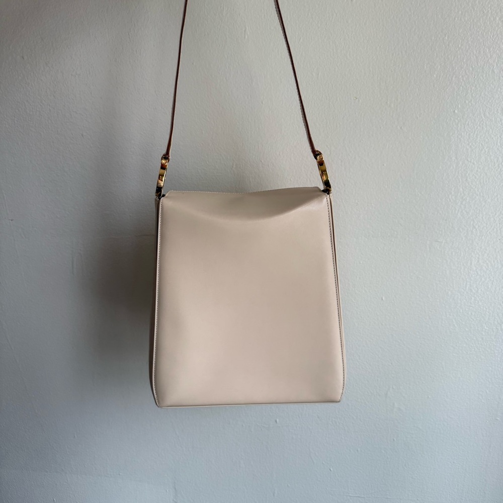 Salvatore Ferragamo bag - Picture 6 of 11
